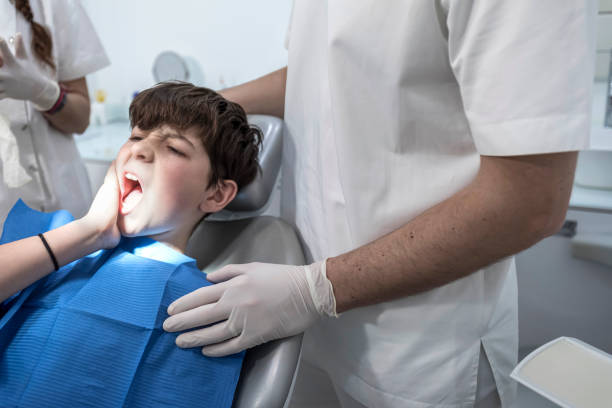 Best Emergency Gum Pain Relief  in Herington, KS